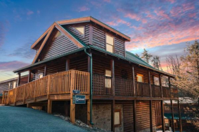 Spacious 4BR 5 Min to Pigeon Forge Pkwy HOT TUB FREE Attraction Tickets